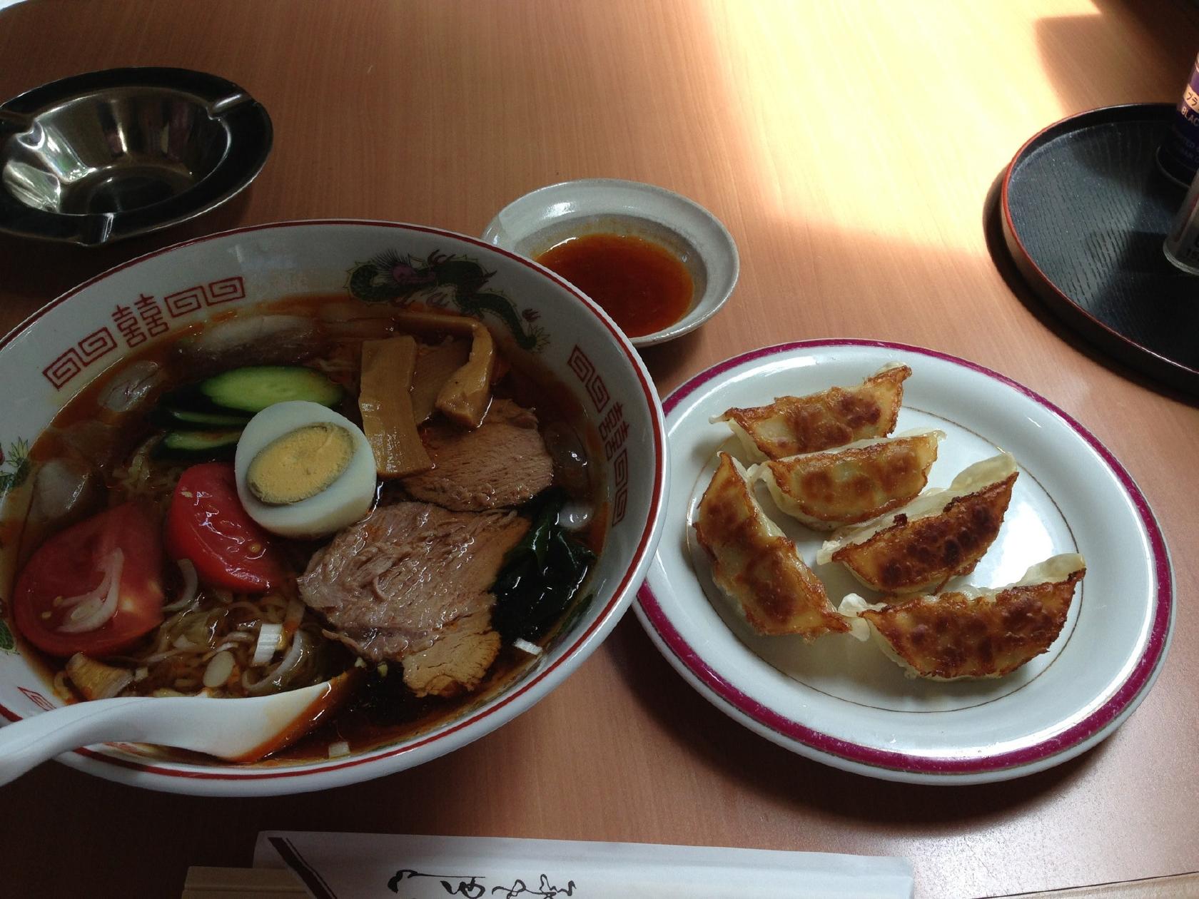 カレーとラーメンの店 パレス