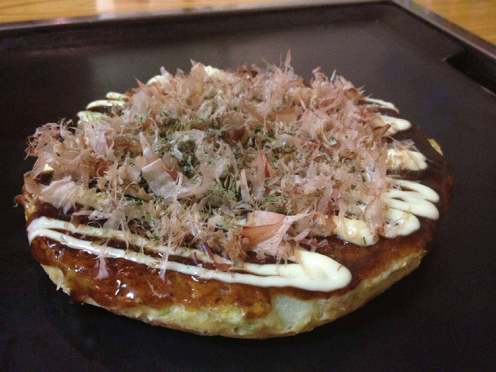本場大阪お好み焼き なんでやねん