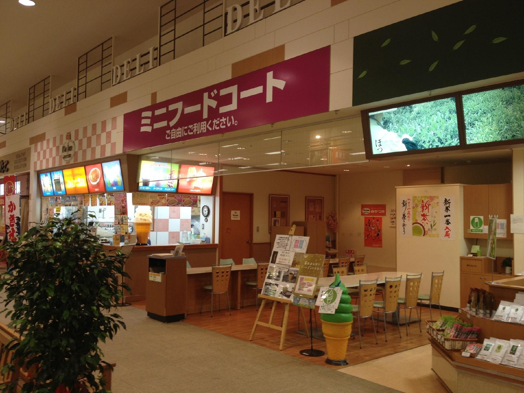 ミニフードコート イオンモール新発田