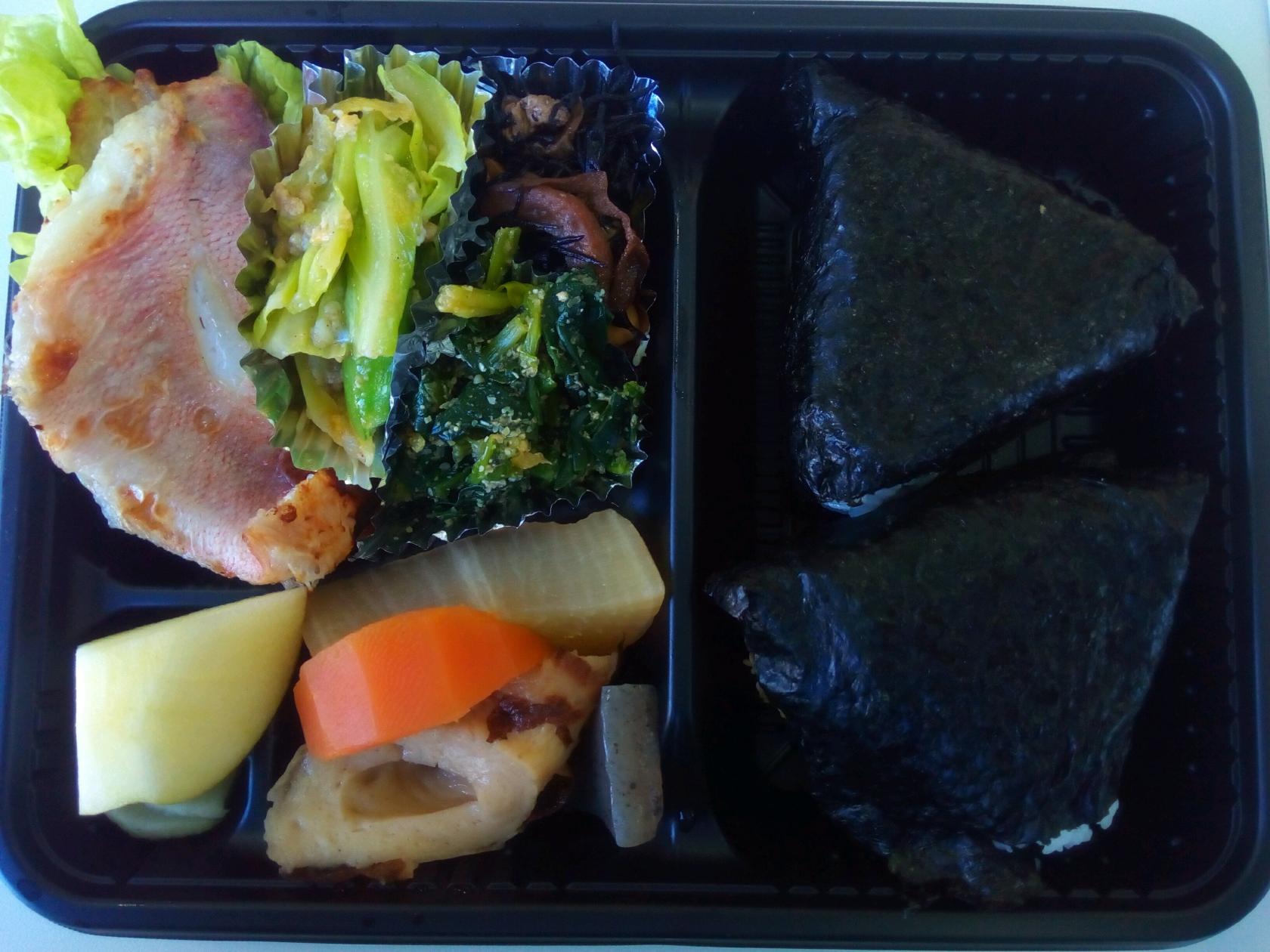 おにぎり お弁当旅