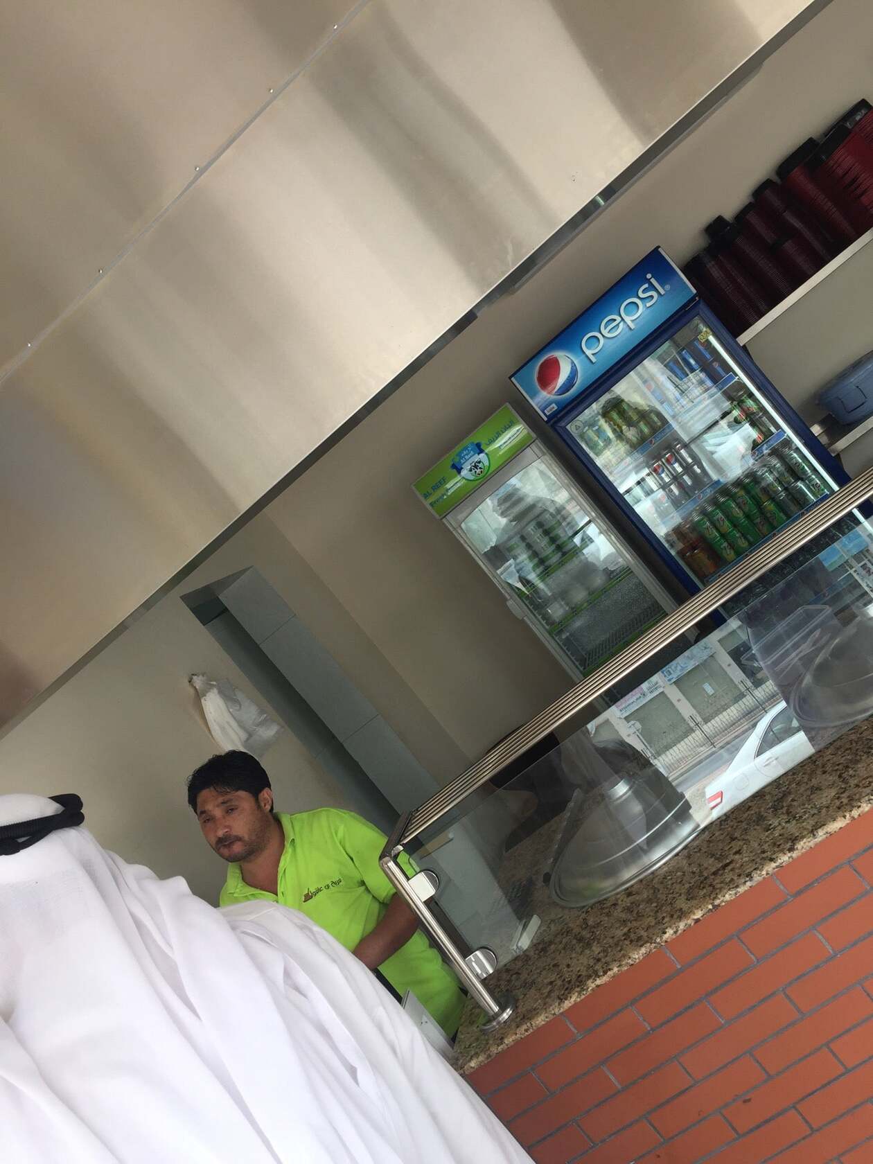 مطعم فريج بن عاقول للماكولات الشعبية