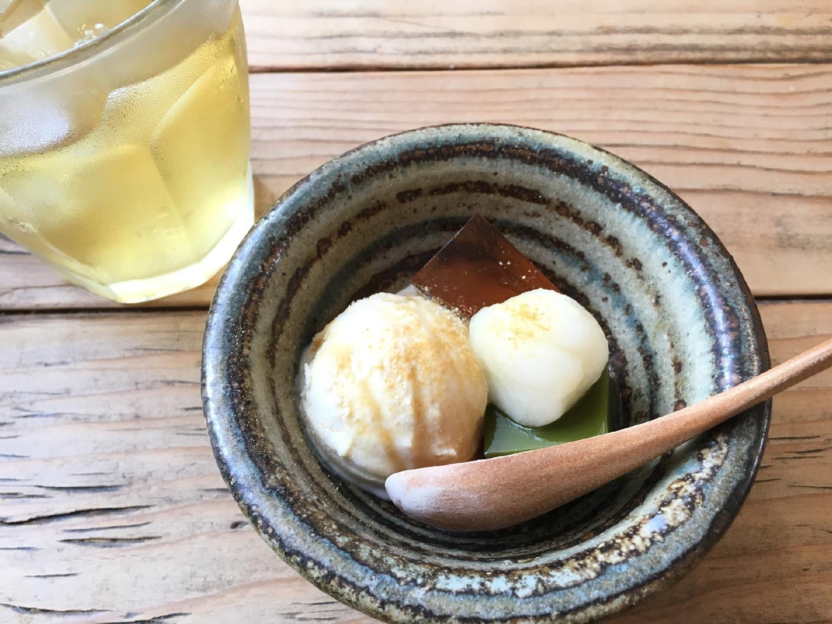 サンスーシィー