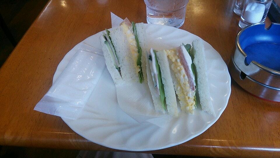 喫茶ルナ
