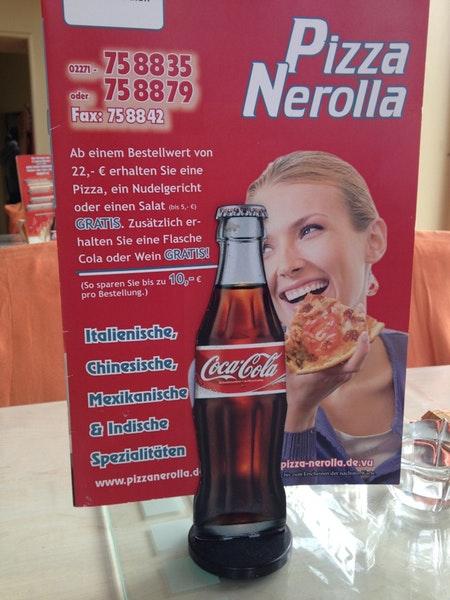 Pizza Nerolla