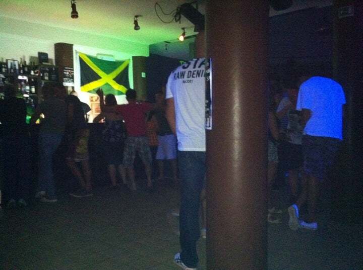 Disco Bar More