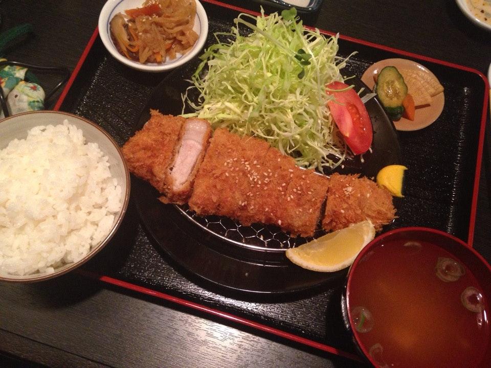 彩の豚とんかつ 小春