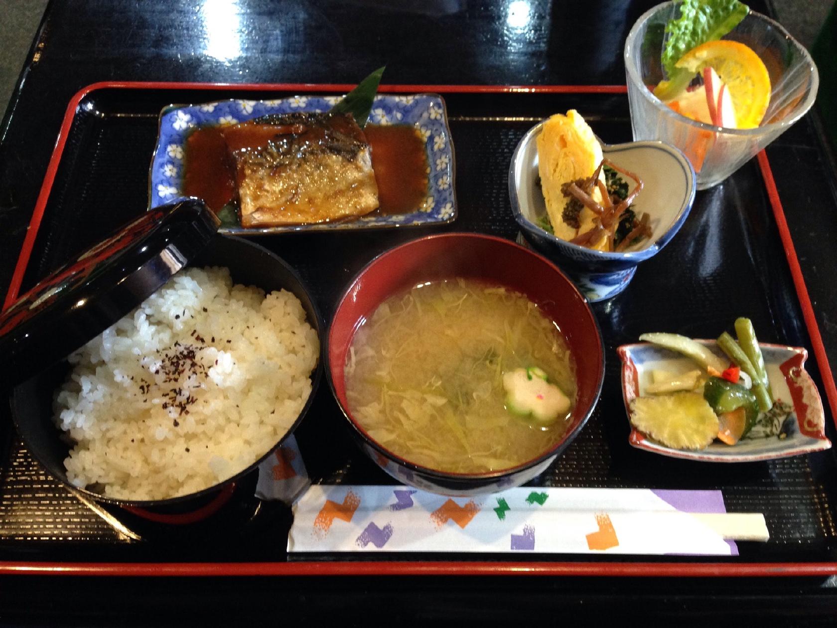 お食事処ますや