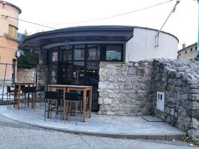 Gostilna in vinoteka Faladur