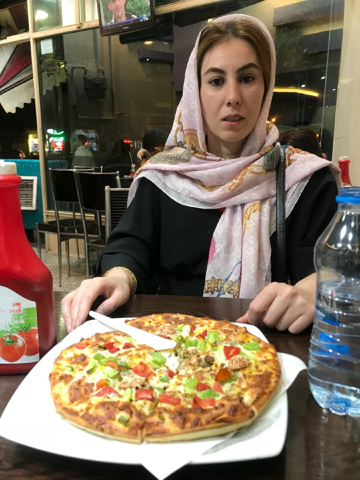 ساندویچ و پیتزا بهتاش
