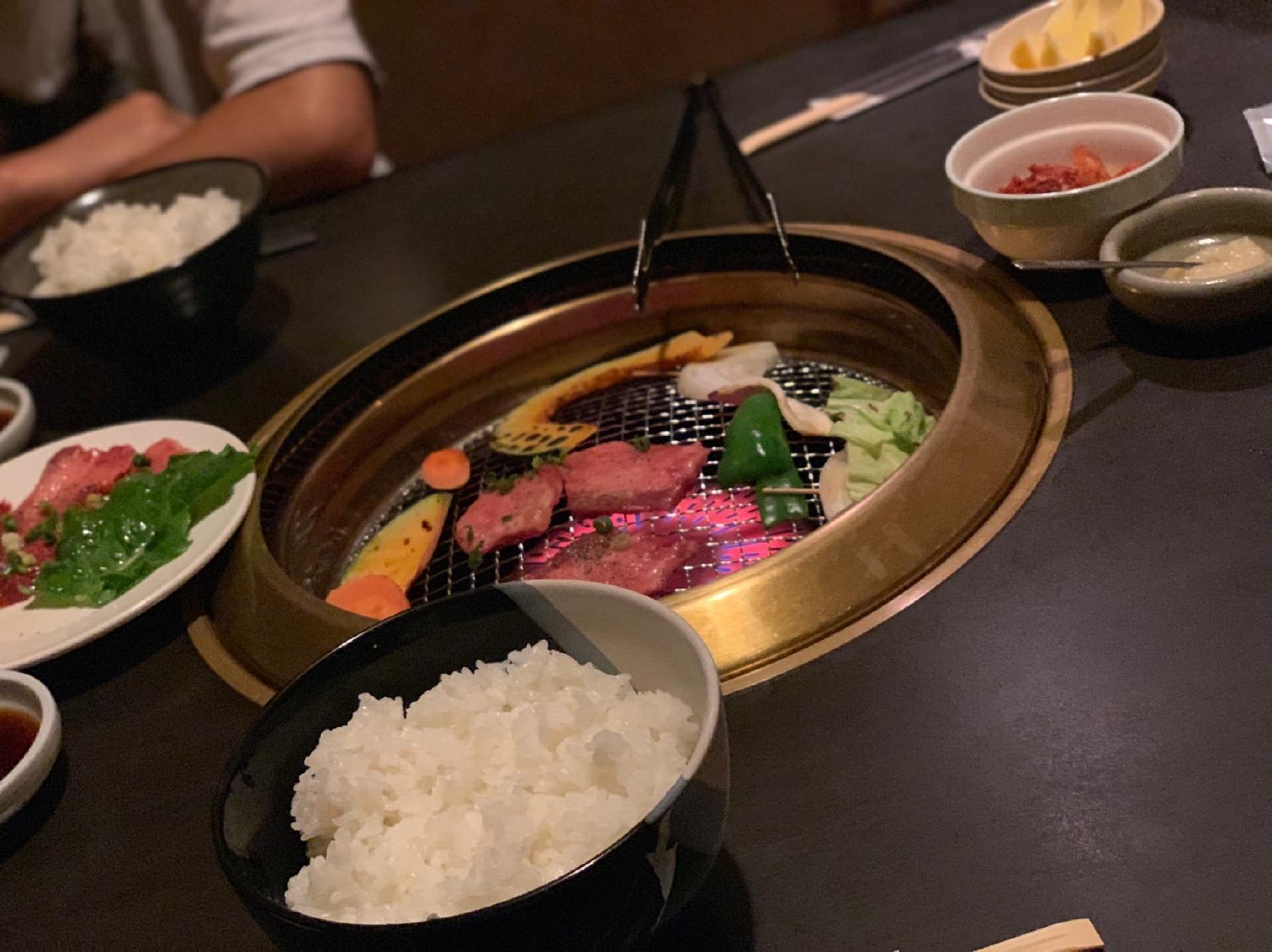 焼肉 壷屋