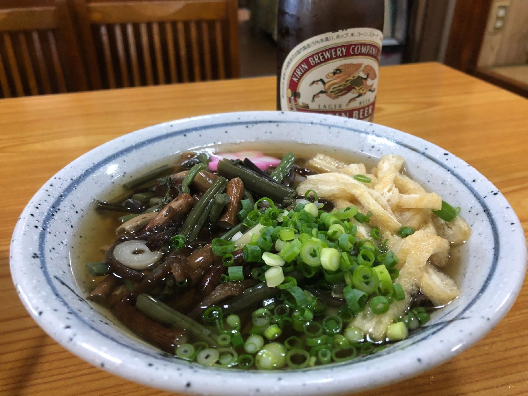 うどん あおやま 国府店