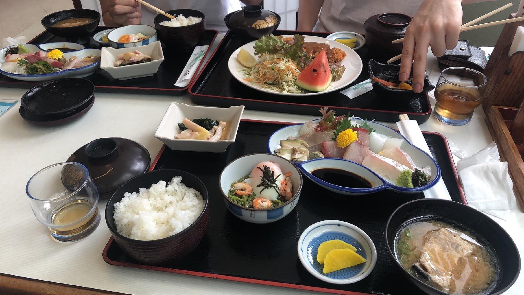お食事処中村屋
