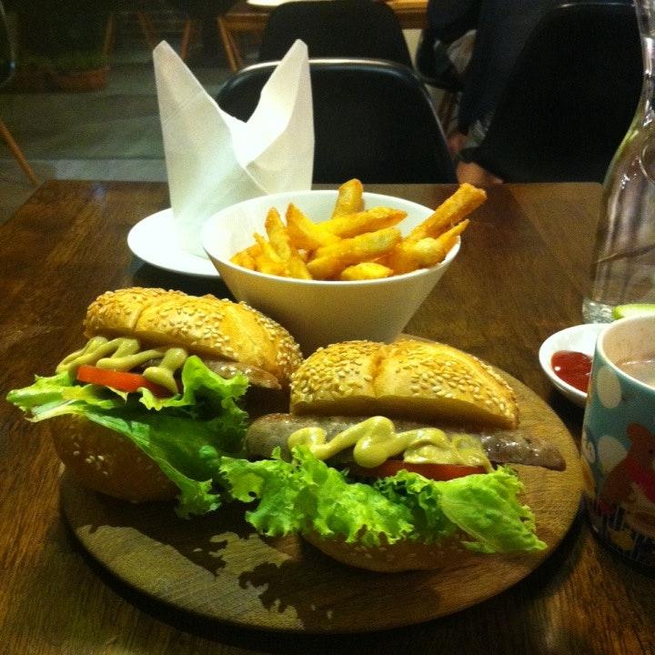 Just in Bistro & Wine Bar