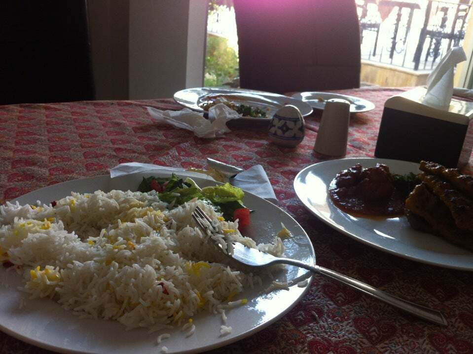 مطعم الحديقة الفارسية