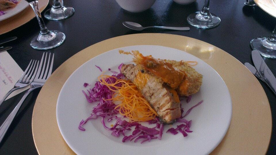 Mikuna Grill&Bar