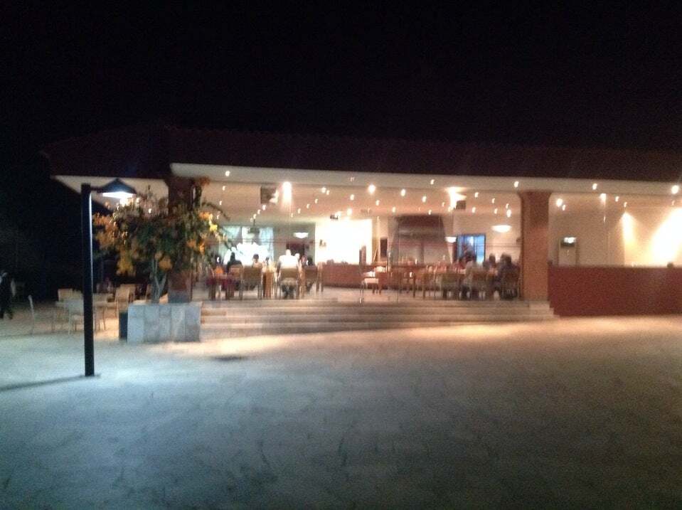 Al Fresco