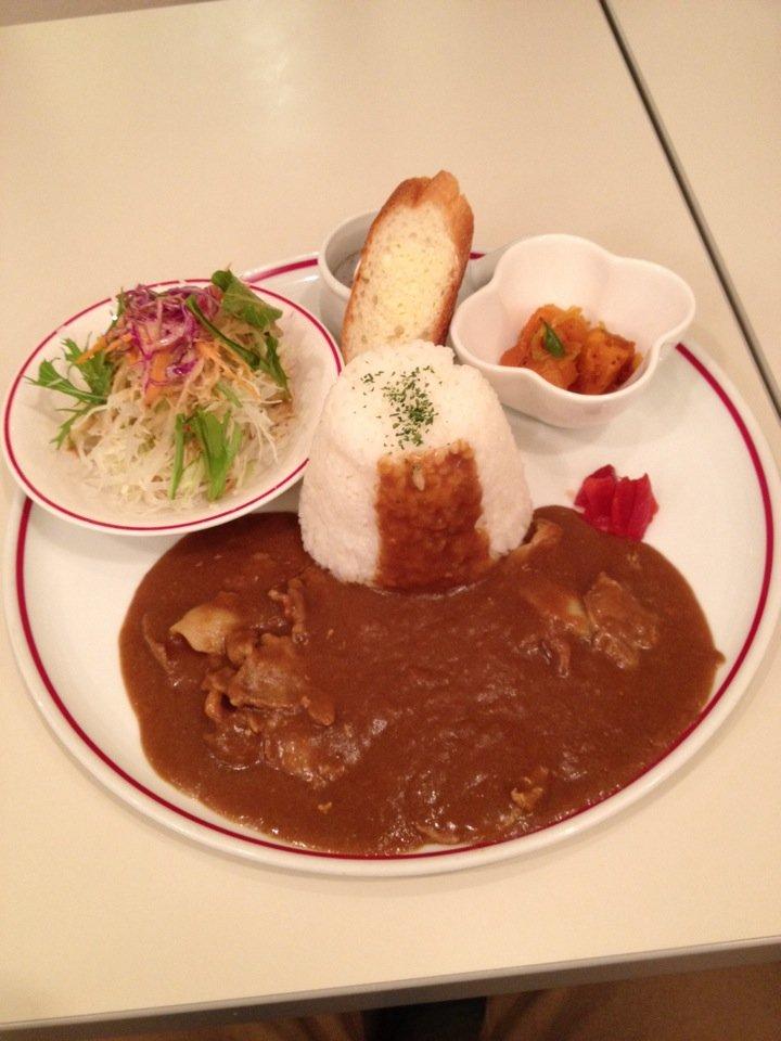 森のごちそうや