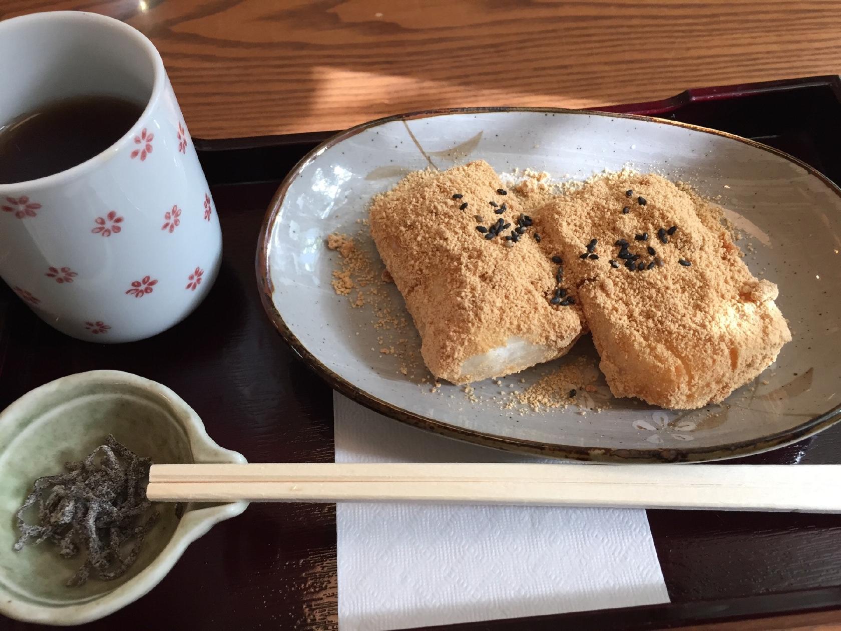 茜屋珈琲店新空港通り