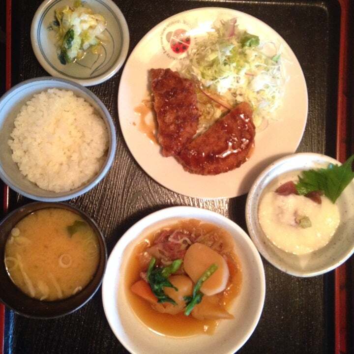 でらうま食堂