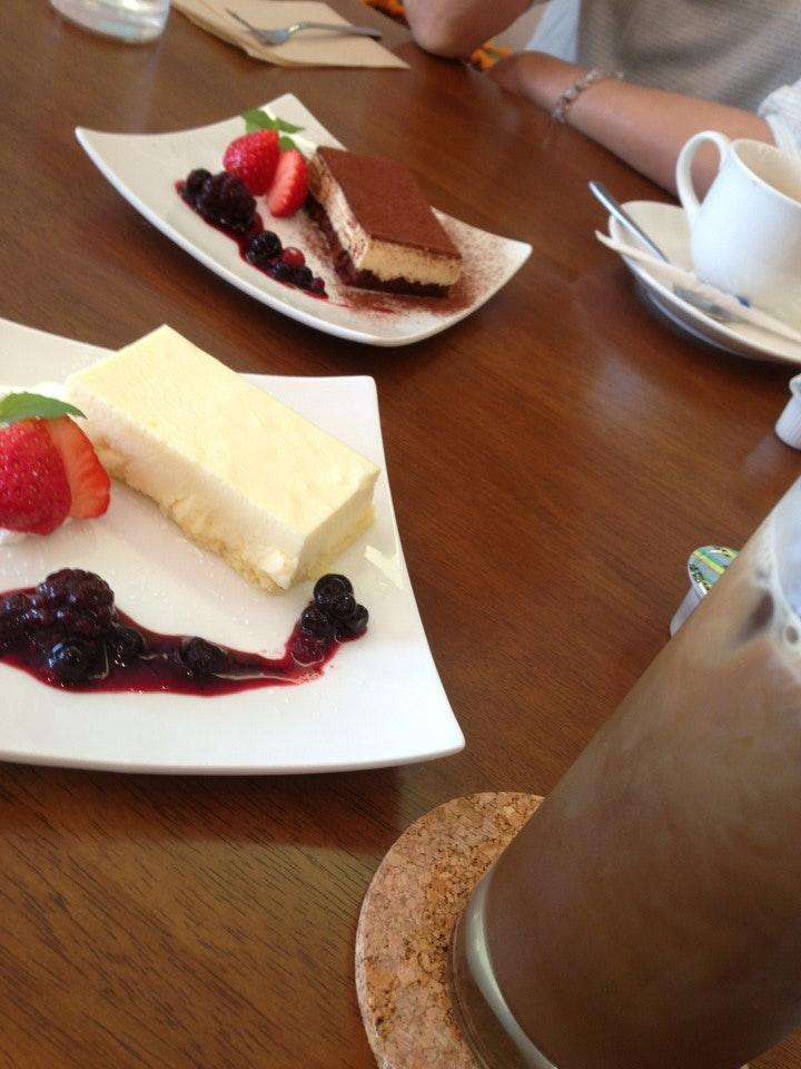 Cafe Dining aim LINE