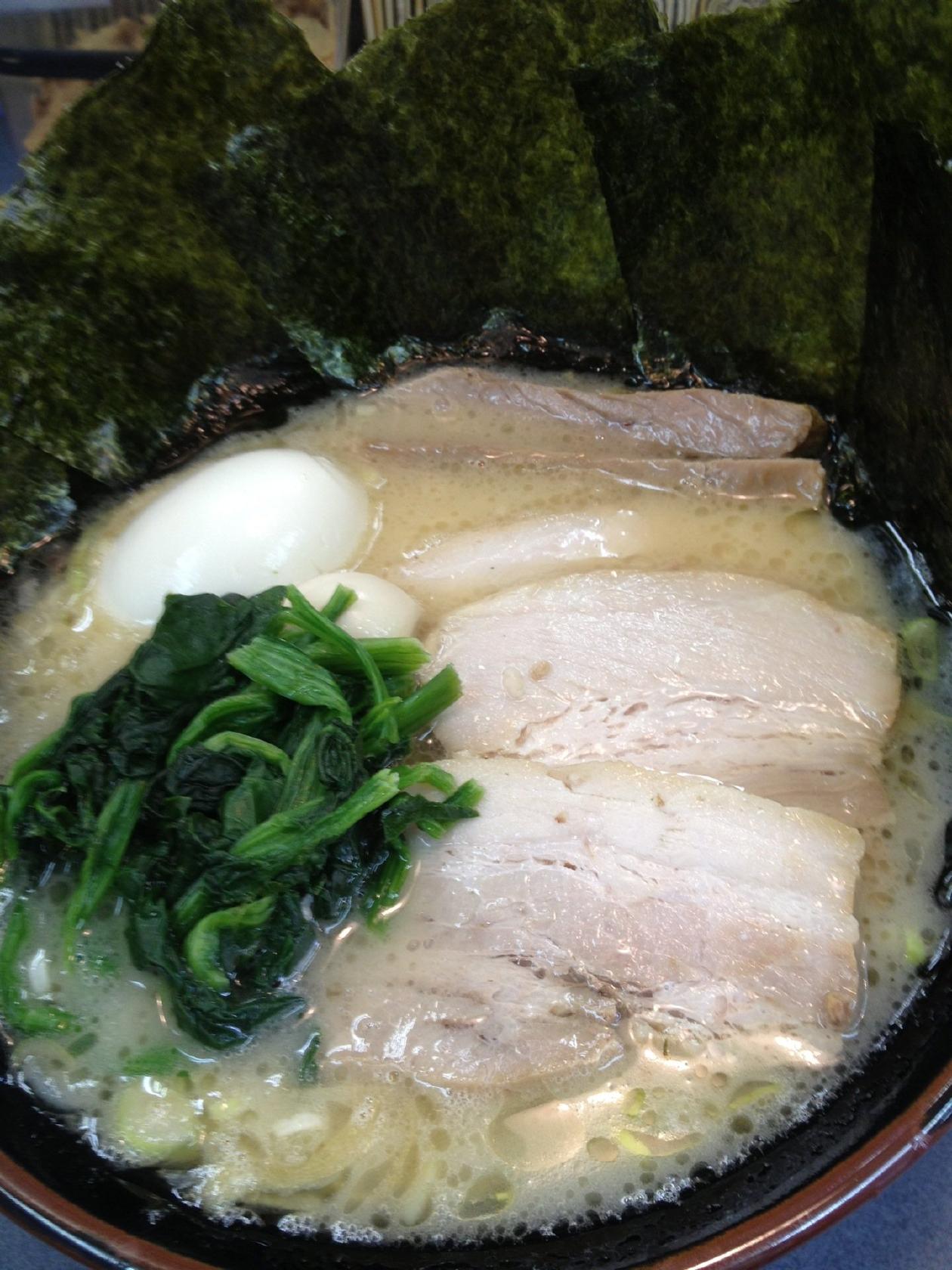 ラーメン 鶴見家 大和店