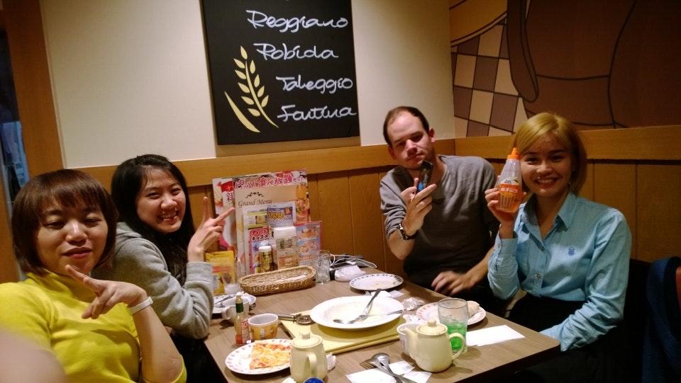 グラッチェガーデンズ佐賀大財店