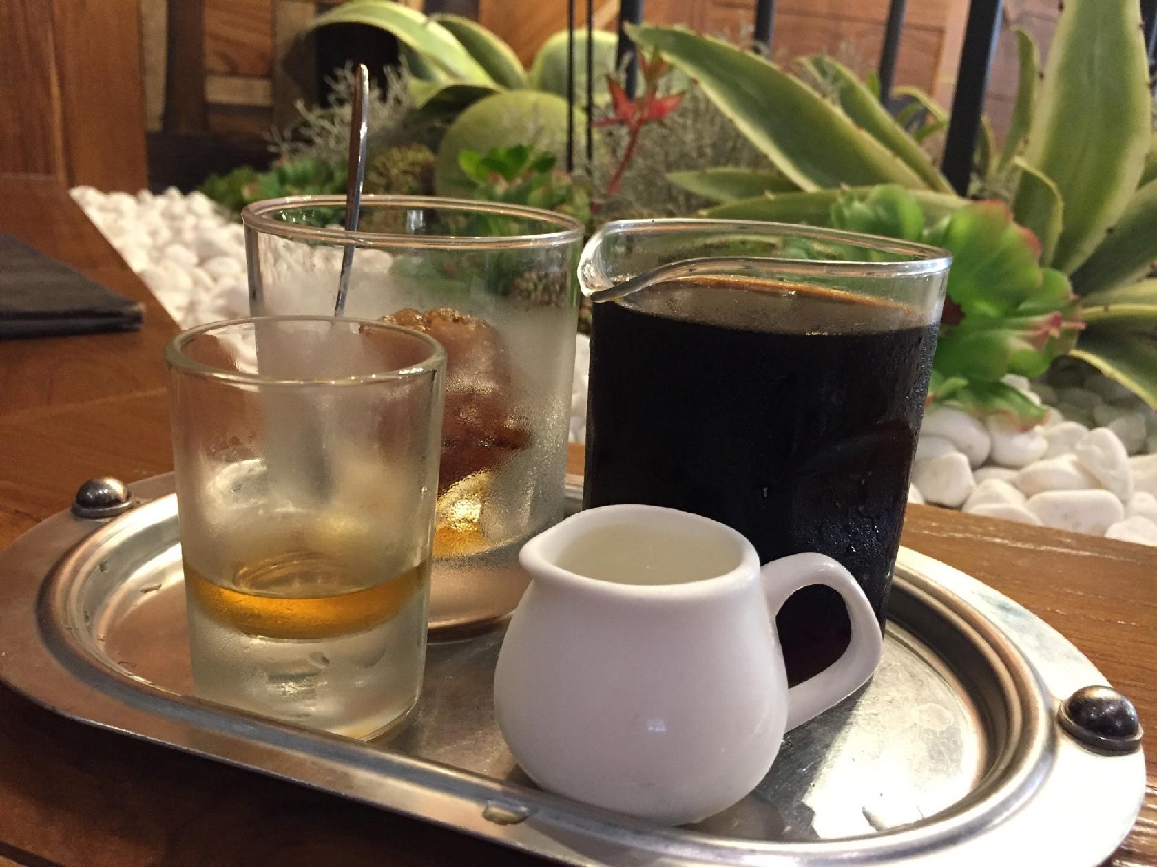 REVE CAFE