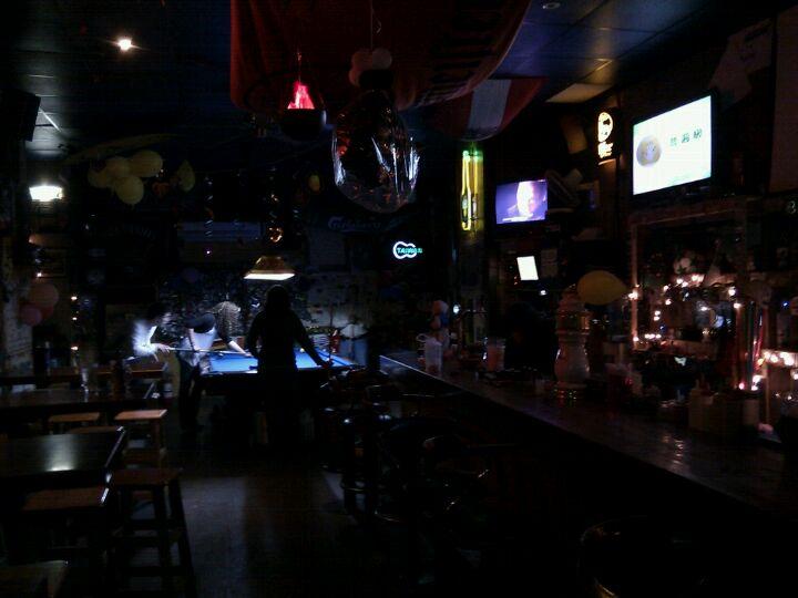 The Hangout Bar & Restaurant