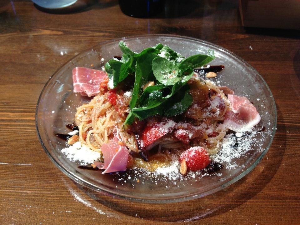 エノトリア