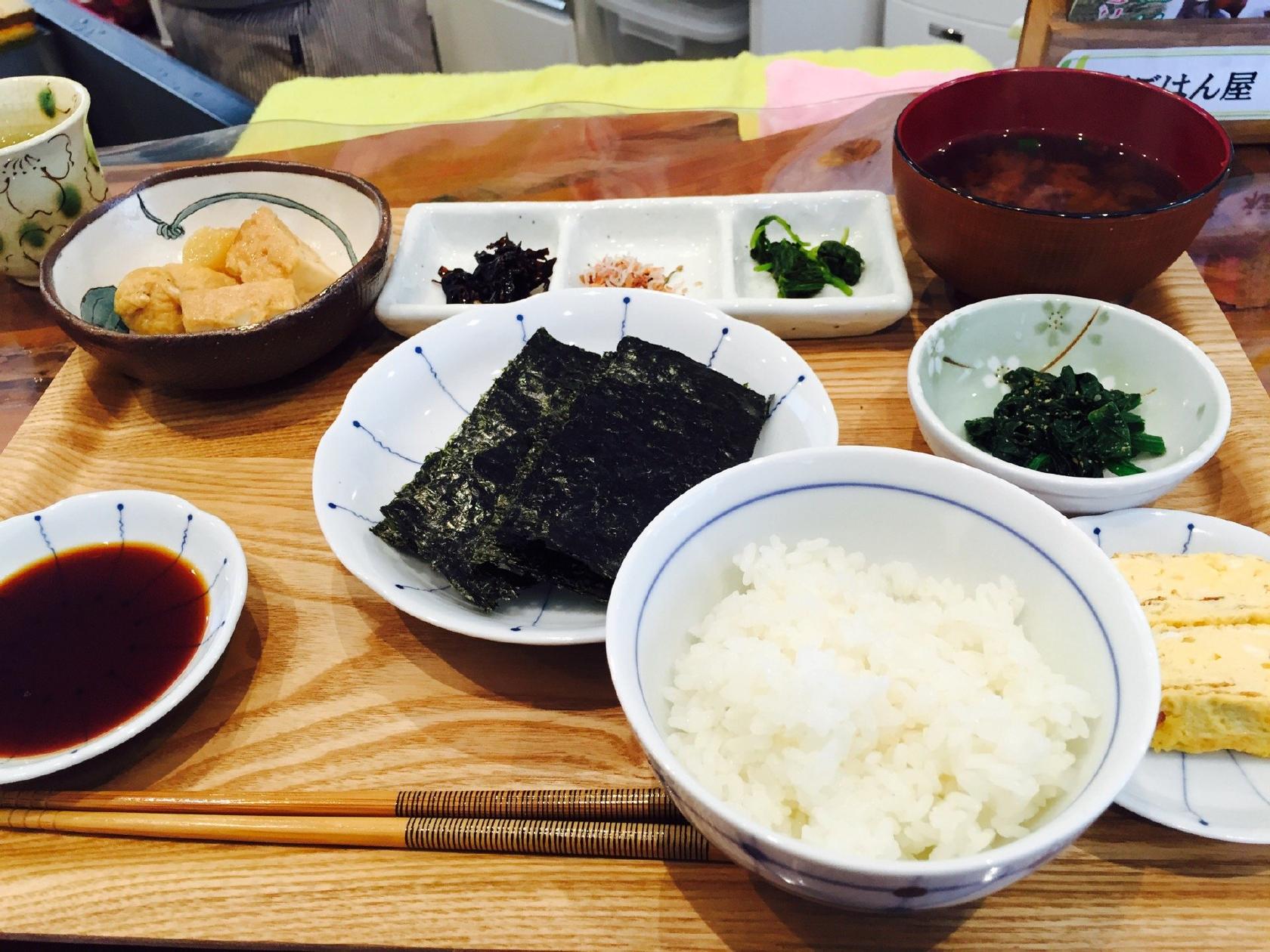 朝ごはん屋 福よし / カレーのてちや