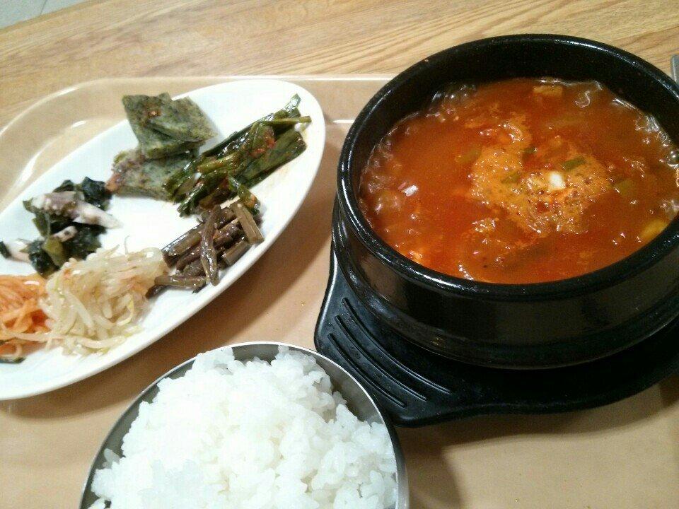 韓国伝統料理オモニ