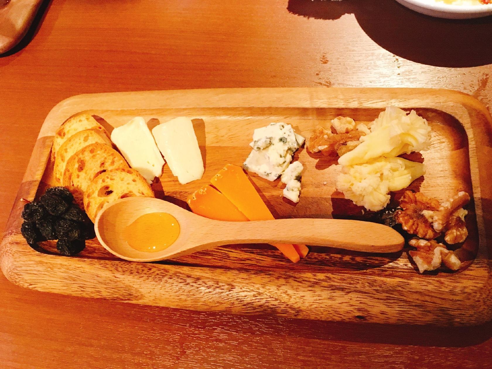 DINING BAR Chou Chou 西川口店