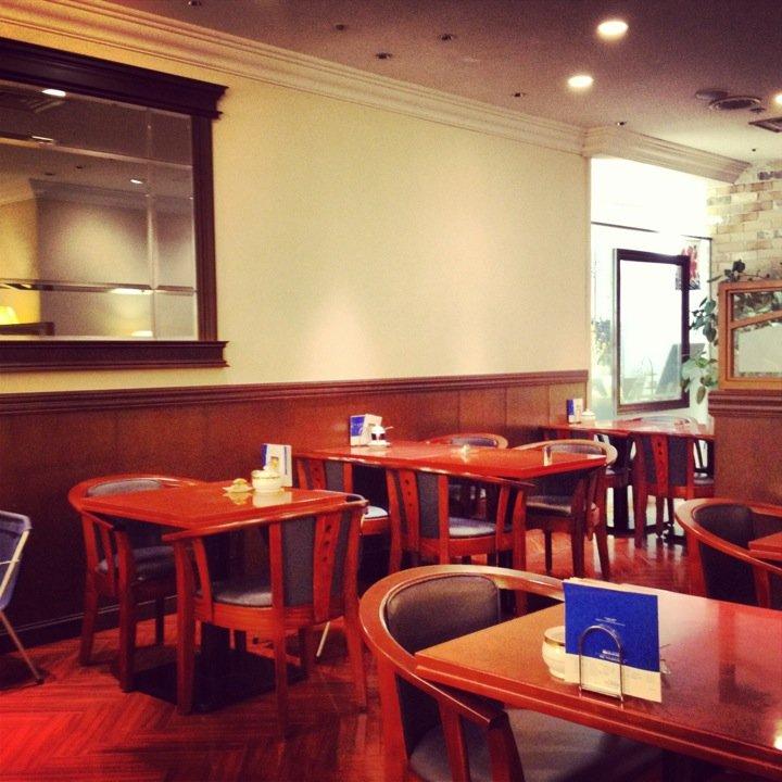 カフェクローバー
