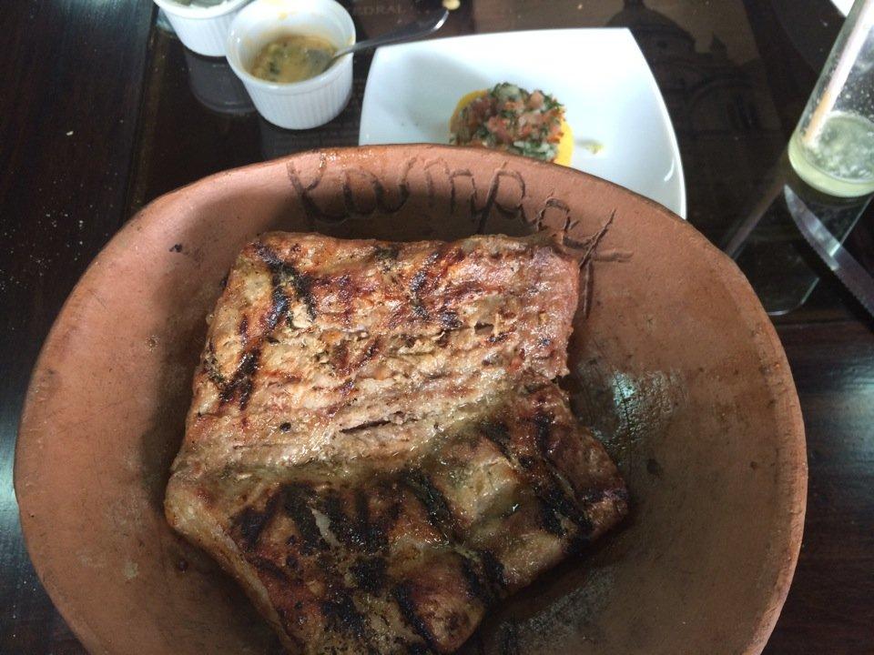 Kampak wasi Cuyes y Parrilladas