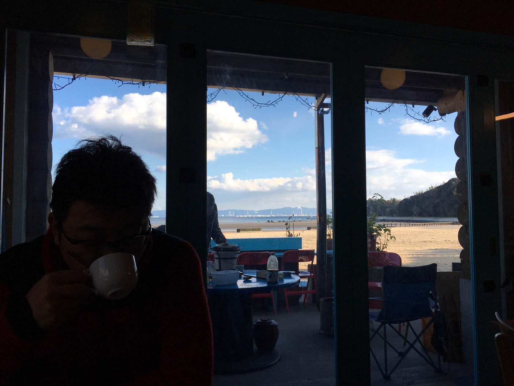 ビーチカフェ 砂浜食堂