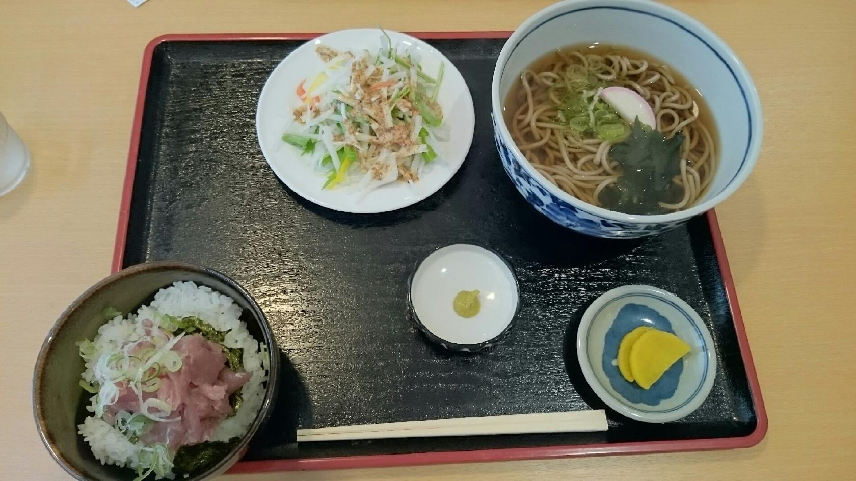 駅前食堂
