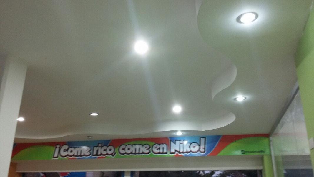 Heladeria Y Pizzería NIKO