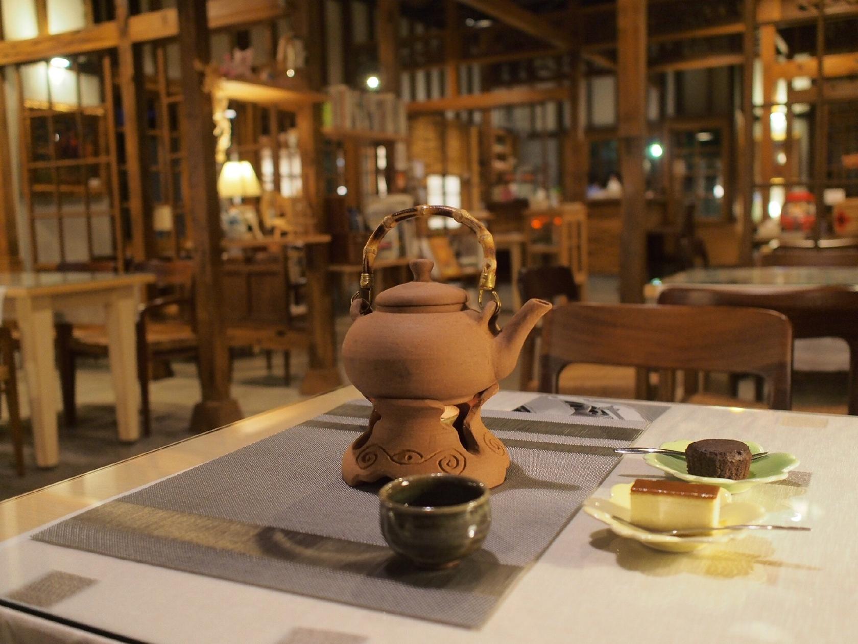 秋朝咖啡館