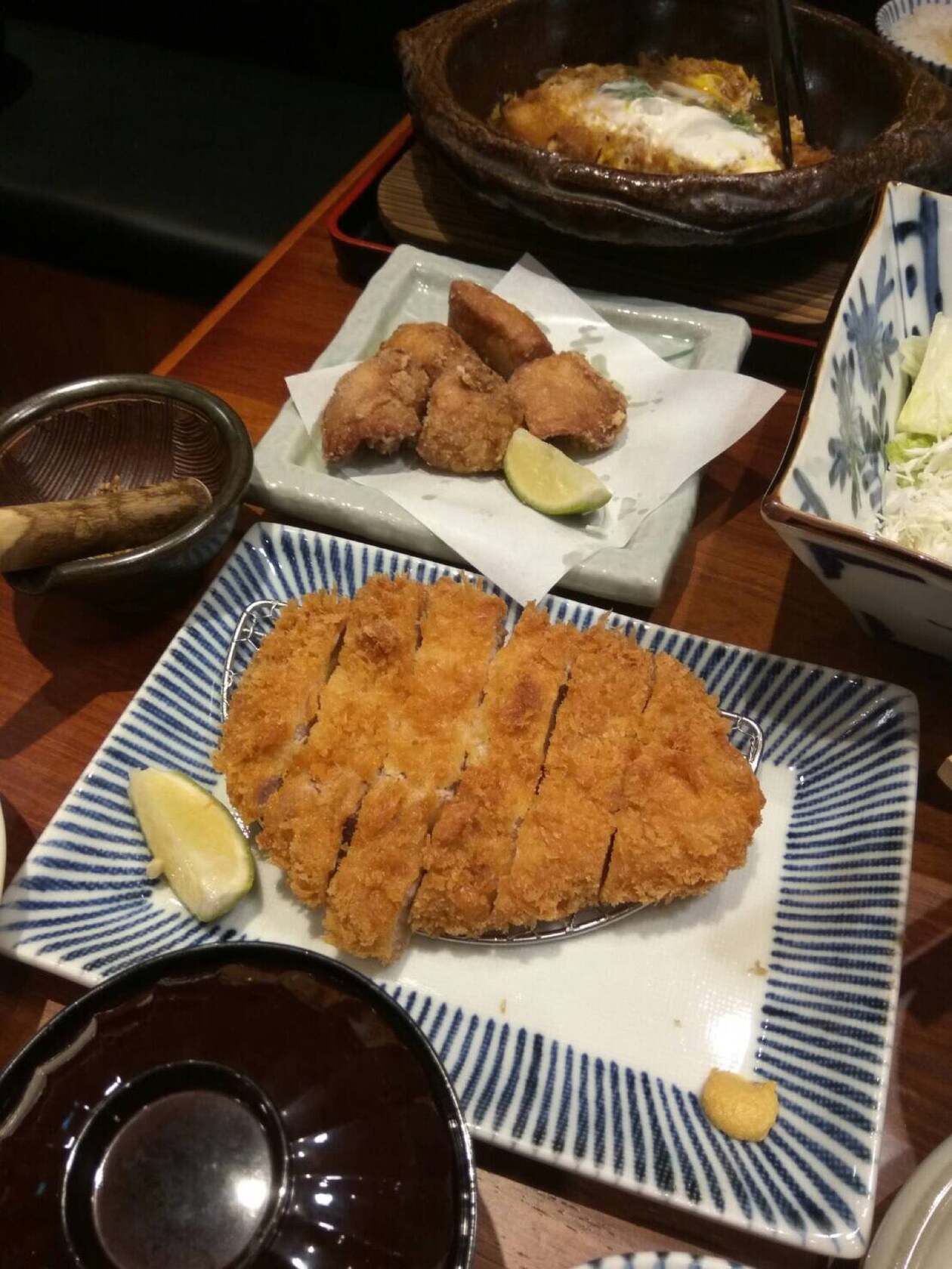 杏子日式豬排