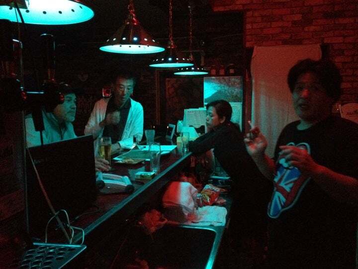 dj disco bar