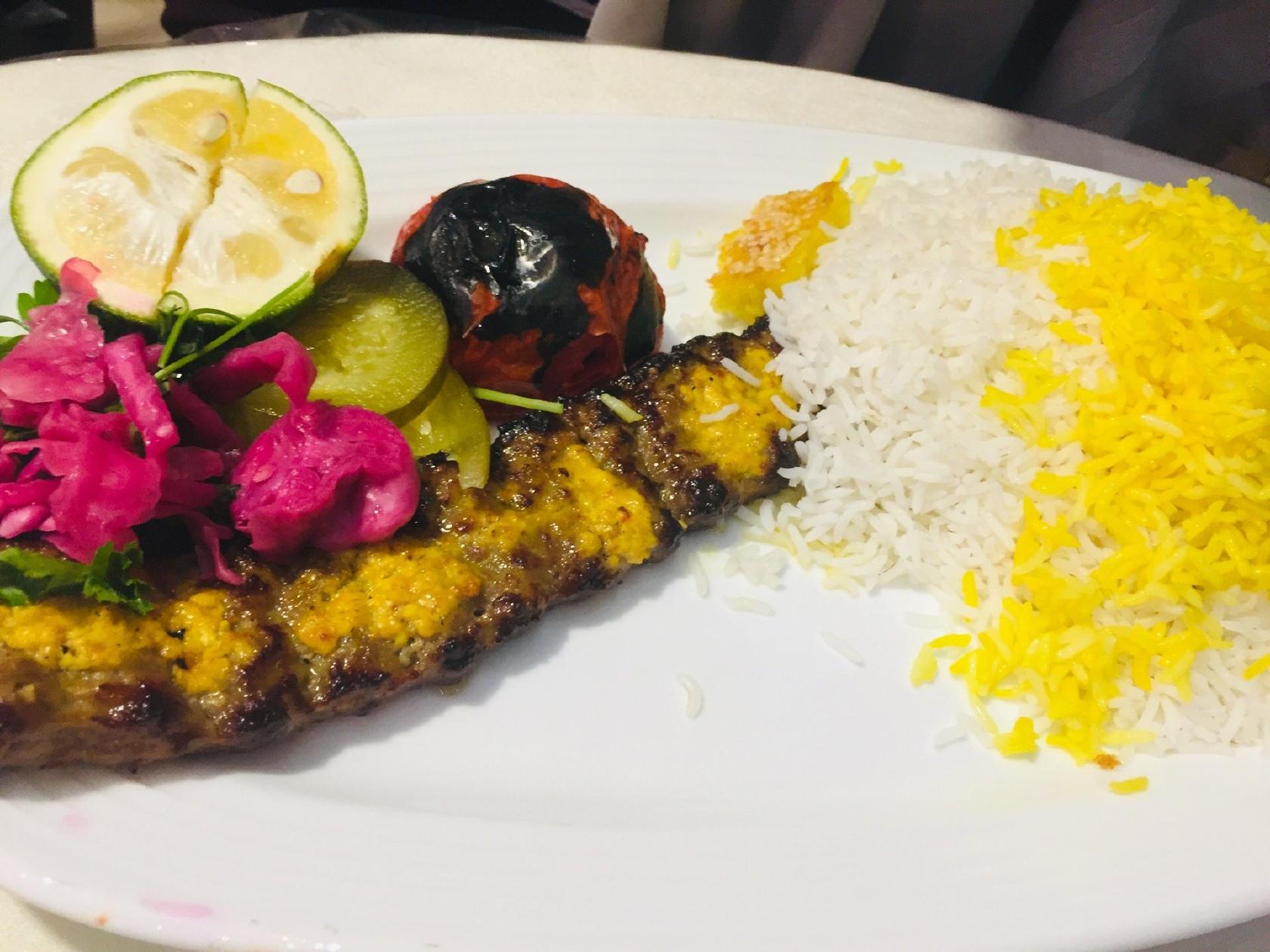 Simorgh Restaurant رستوران سیمرغ