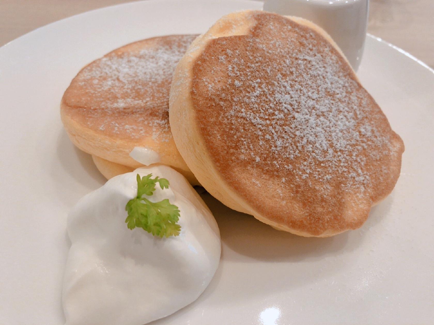 MOYAI CAFE