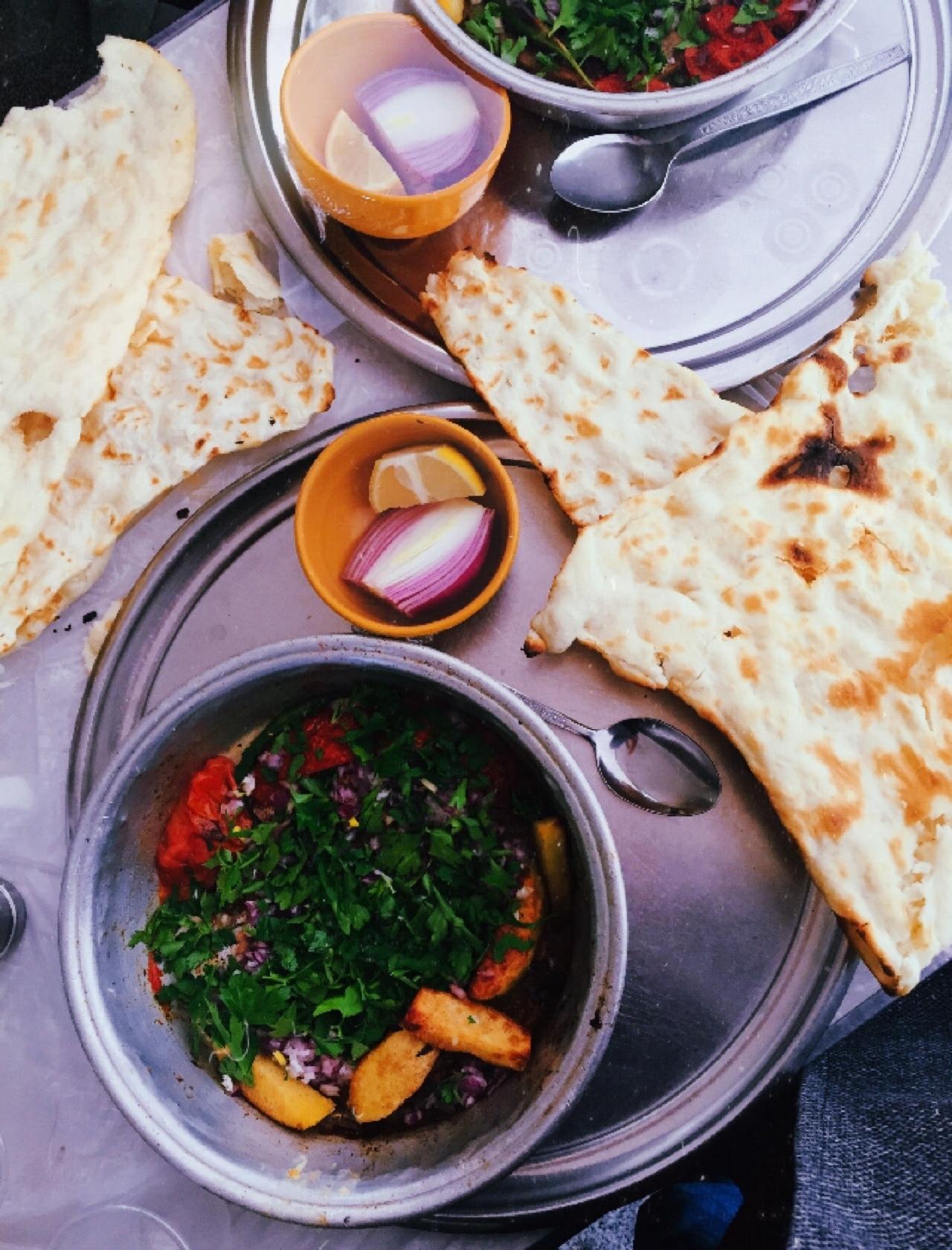 غذاخوري خياباني(حاج حسن)