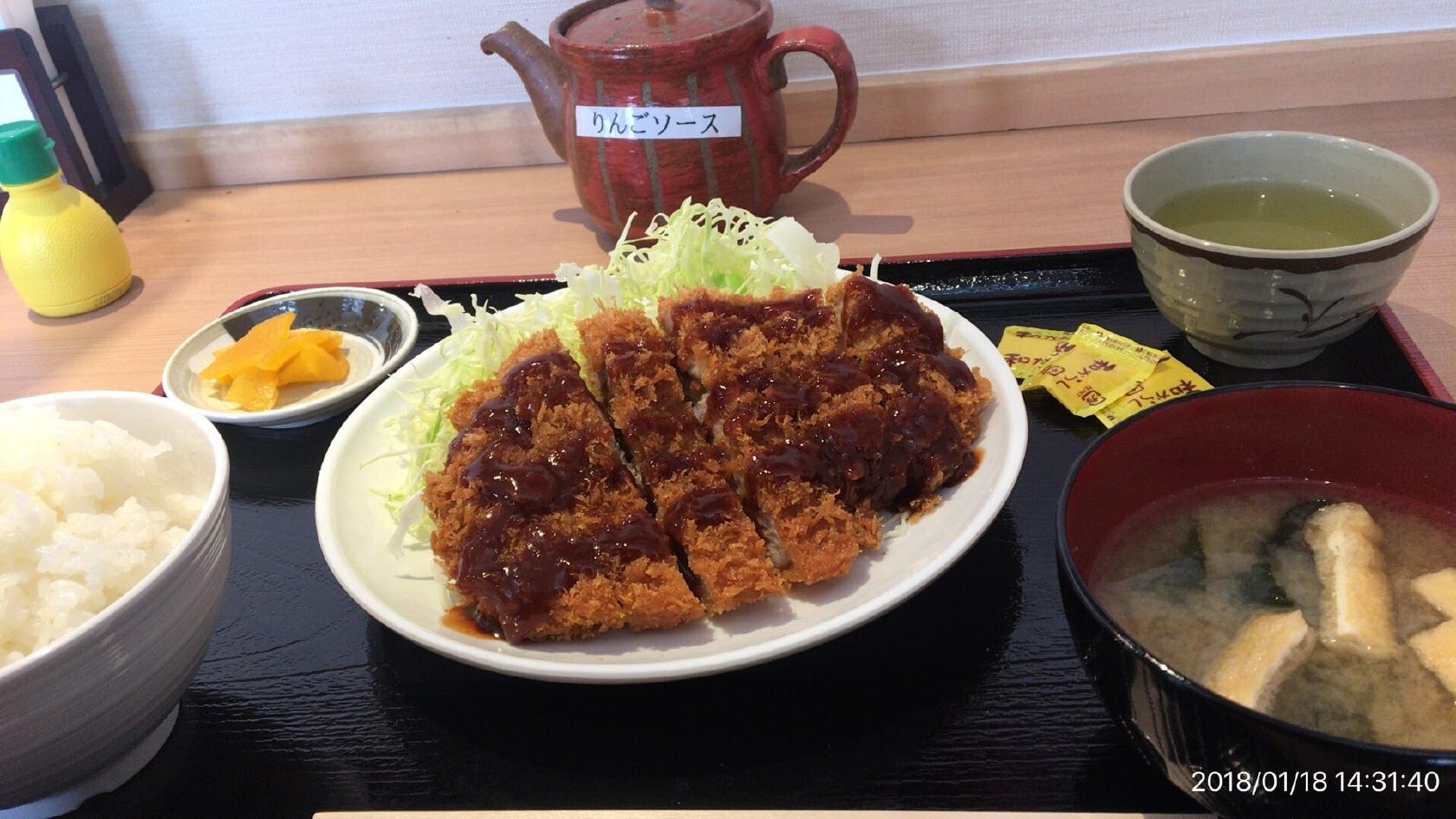 セルフとんかつ かつの助