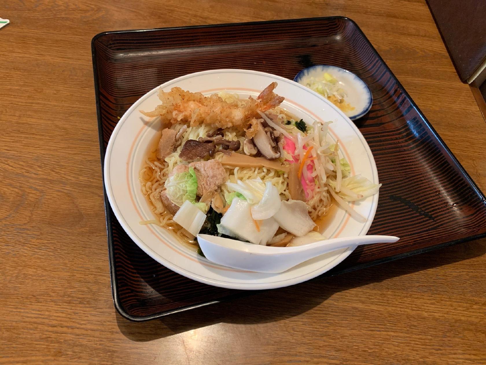 レストラン 新生軒