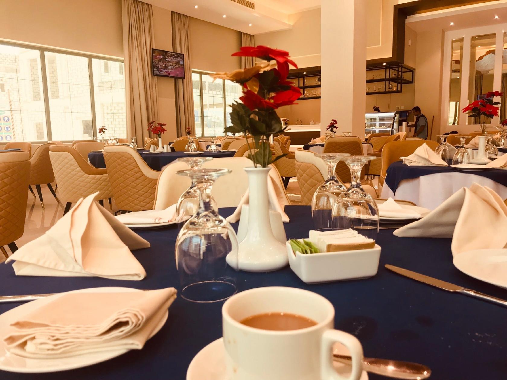 PARSIA- Main Restaurant