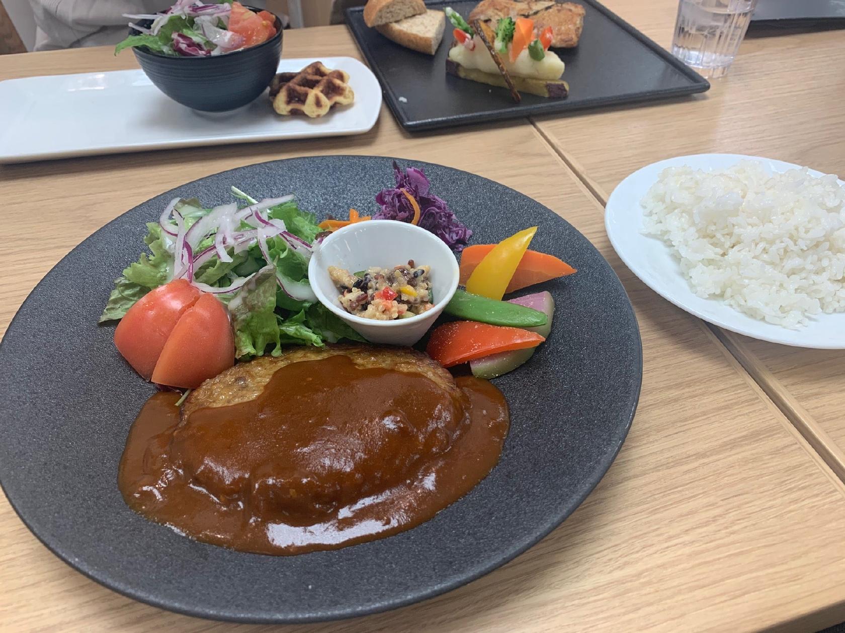 cafe & bistro BOURGEON