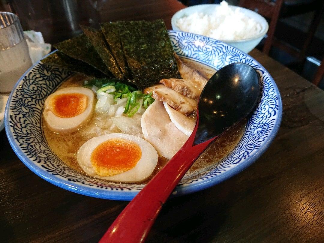 極上煮干し鶏そば やまだ邸