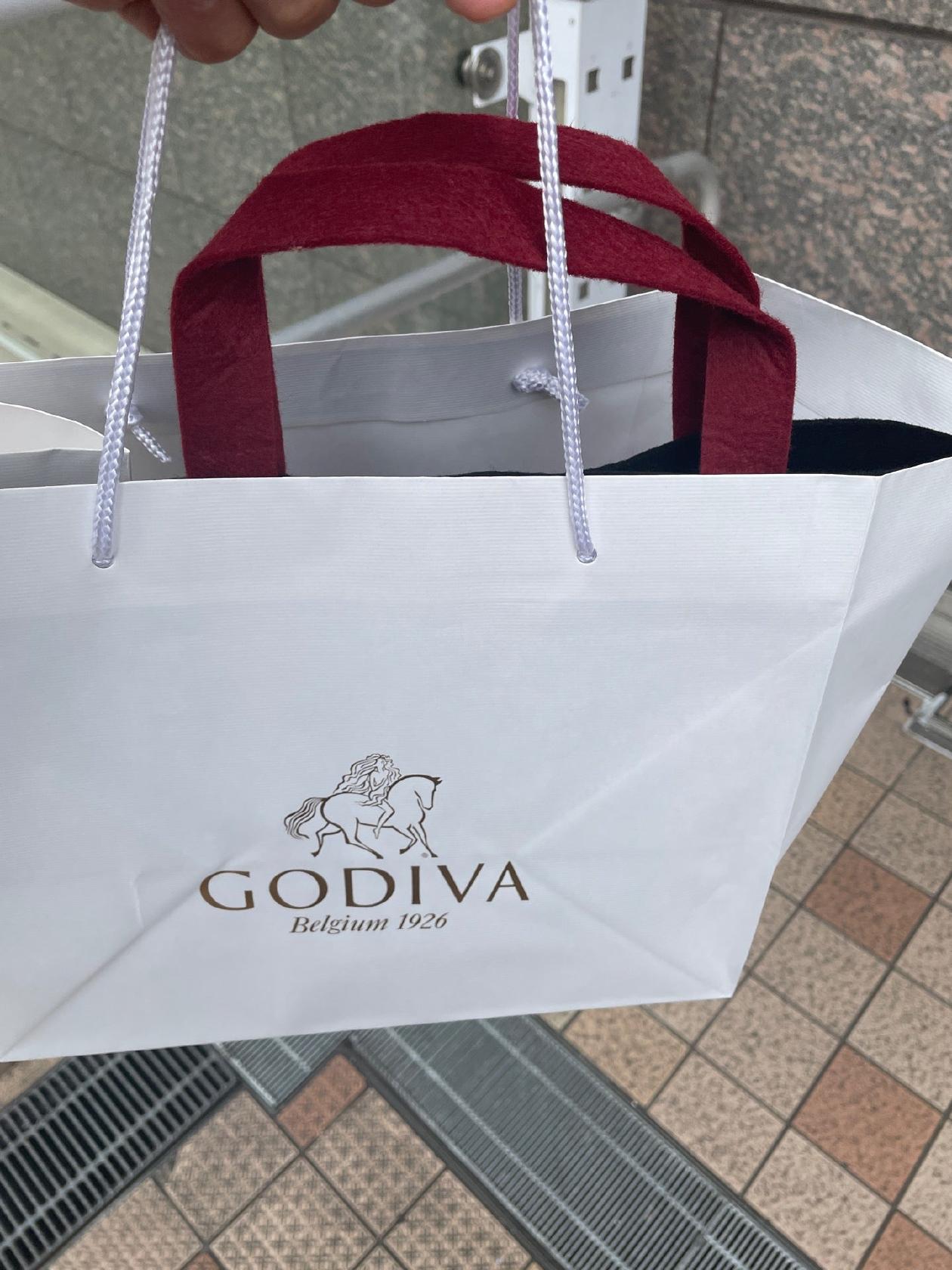 ゴディバ 北千住マルイ店