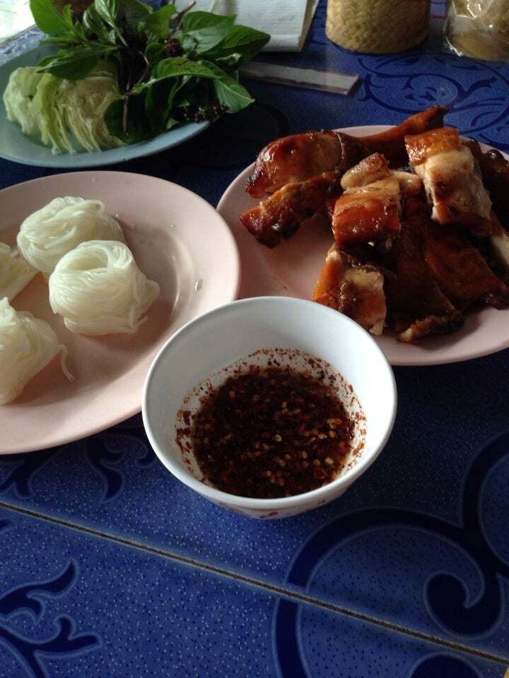 ส้มตำเจ๊ตุ่น